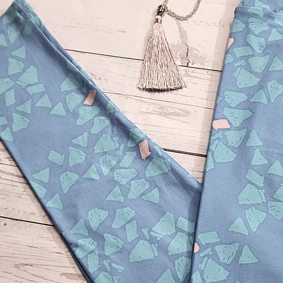 LuLaRoe light blue & dusty rose abstract Leggings - OS - Picture 3 of 8